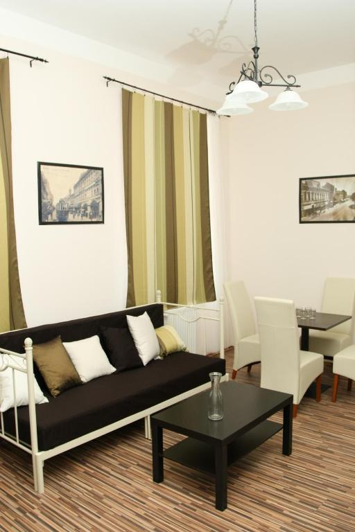Bed and Breakfast Promenade Panzió Miskolc Habitación foto