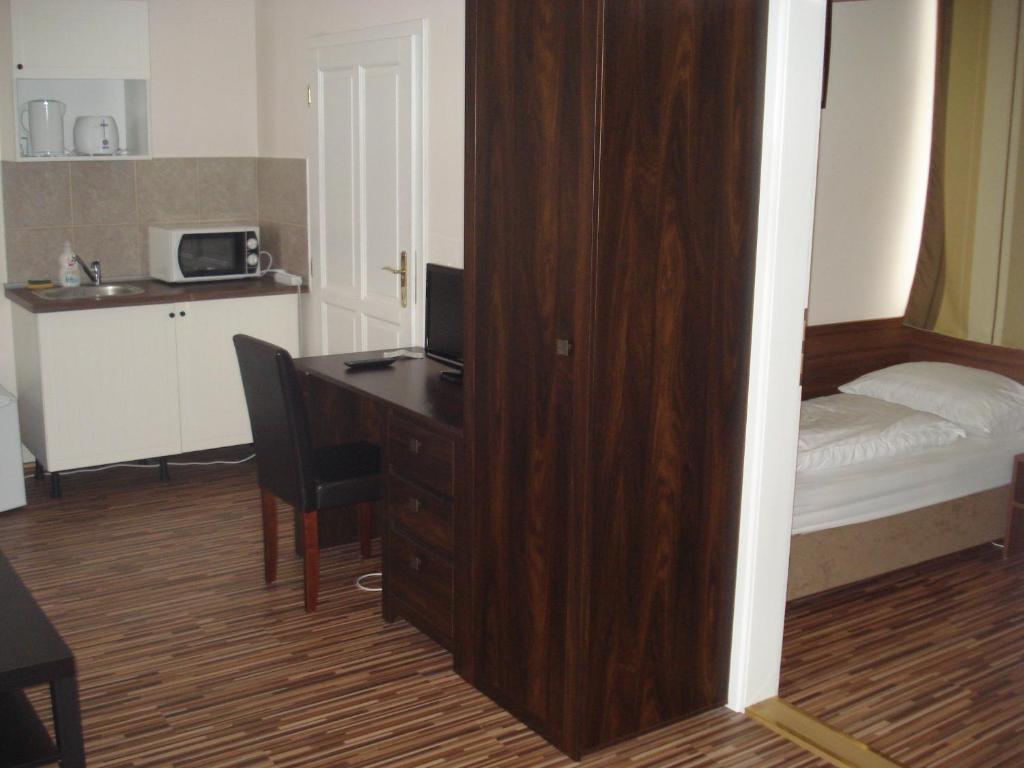 Bed and Breakfast Promenade Panzió Miskolc Habitación foto