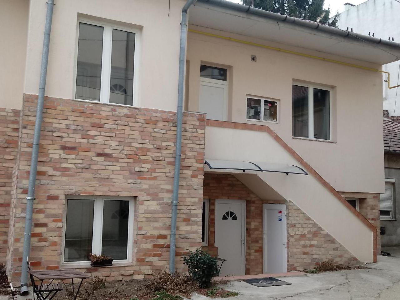 Bed and Breakfast Promenade Panzió Miskolc Exterior foto